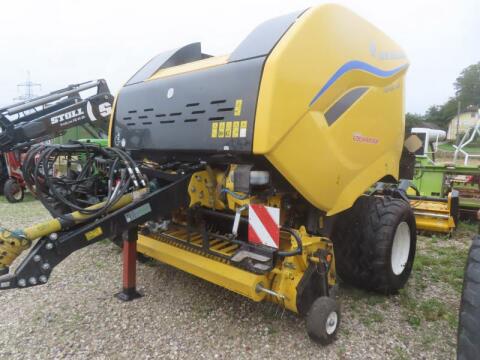 Rundballenpresse New Holland Pro Belt 165