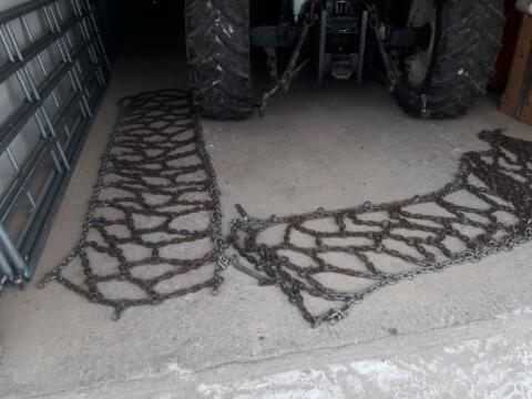 Schneeketten 540/65/30, 520/70/30