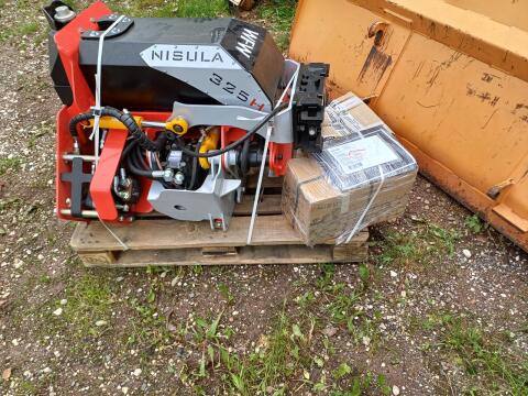 Holzvollernter/Harvester Nisula 325 Pro