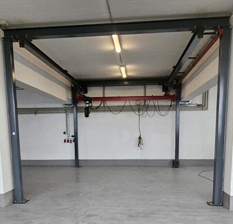 Hallenkran 1.000 kg mit Seitenfahrwerk