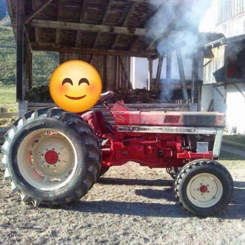 IHC 744 Traktor