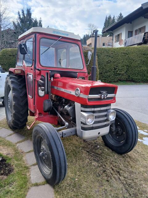 Massey Ferguson 148