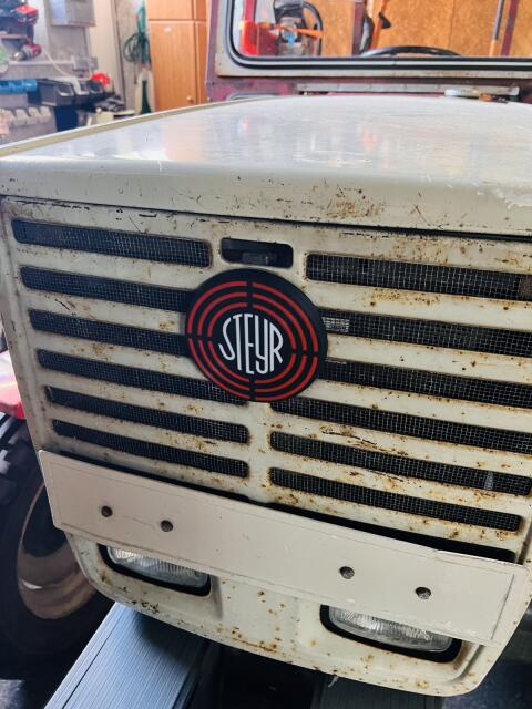 Steyr Plus Kühlergrill, Frontgrill, Emblem