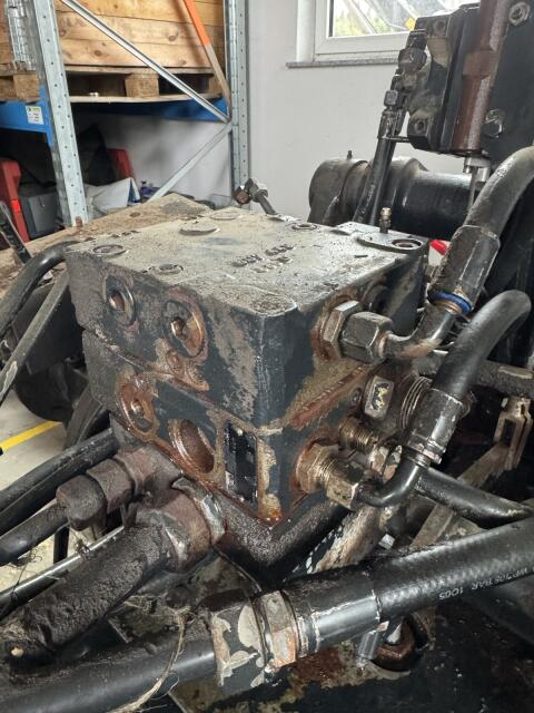 Hydraulische Bremse Steyr CVT 6170