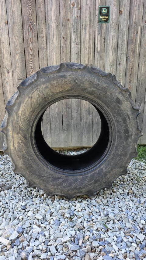 2× Mitas Traktor-Reifen 440/65R24
