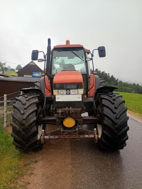 Verkaufe Traktor TM 135