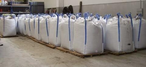 Urea, Harnstoff 46 % N, DAP frei Ihr Betrieb, ab 24 MT