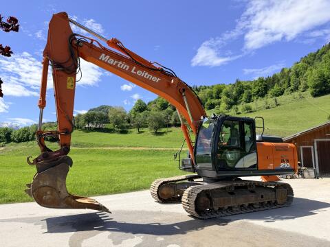 Kettenbagger, Forstmulcher, Forstseilwinde, Doka-Pritsche Hitachi 210