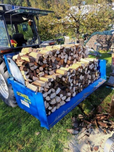 Weiches Brennholz