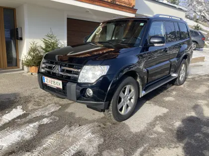Mitsubishi Pajero Geländewagen V80