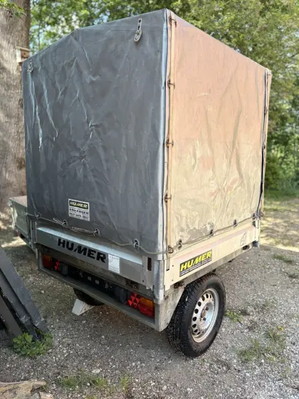 Pickerlfertig: Autoanhänger Humer