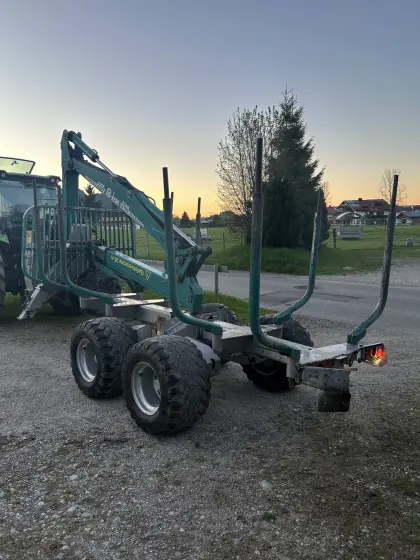 Pfanzelt P13 Rückewagen mit 5.169 Kran