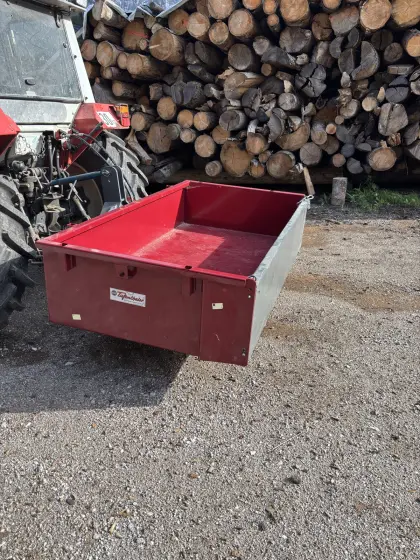 Kippschaufel Traktor