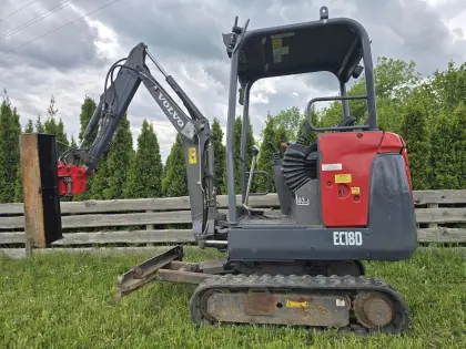Volvo E18D mit Powertilt Volvo E18D