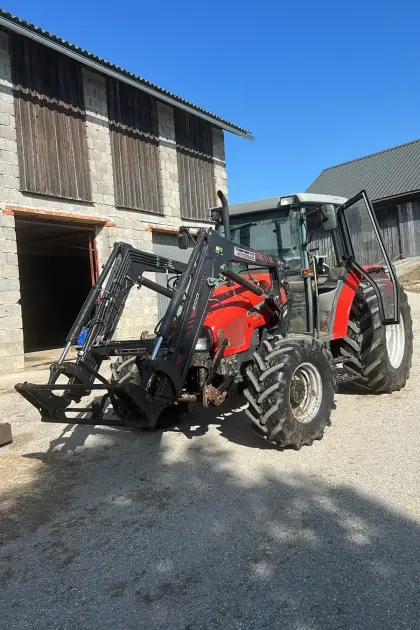 Massey Ferguson 4245
