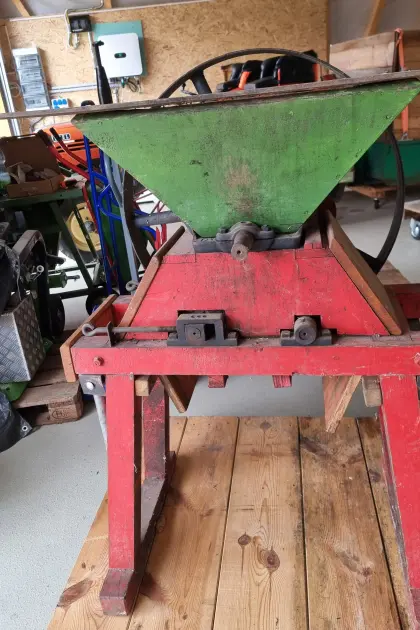 Obstzerkleinerungsmaschine