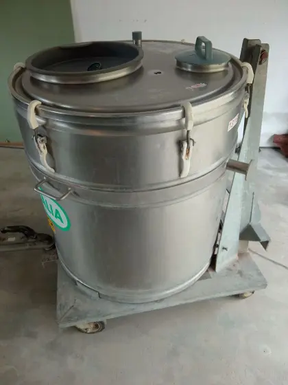 2 Milchtanks