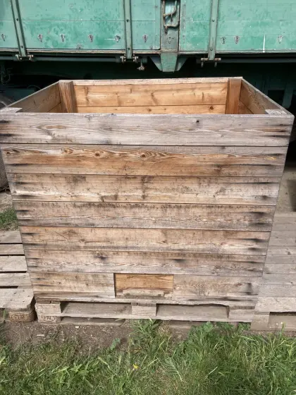 Holzkisten