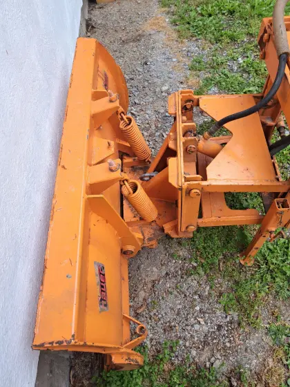 Hauer Schneeschild Kubota B7200