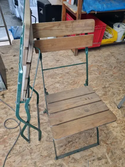 2 Gartenstühle, klappbar