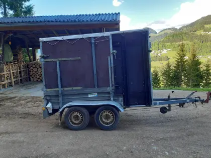 Pongratz Viehanhänger EPA 250 12T
