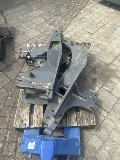 Frontladerkonsole für Massey Ferguson 6718S