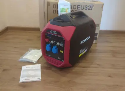 Honda EU32i Generator