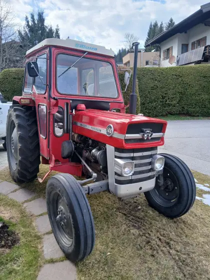 Massey Ferguson 148