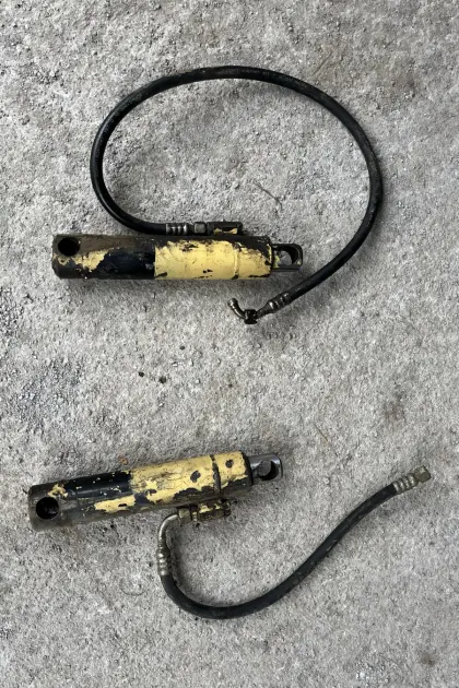 Zusatzhubzylinder Steyr 1100