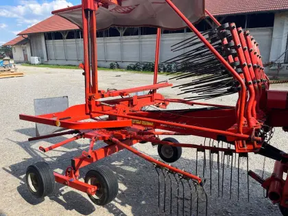 Kuhn GA 4521 Schwader