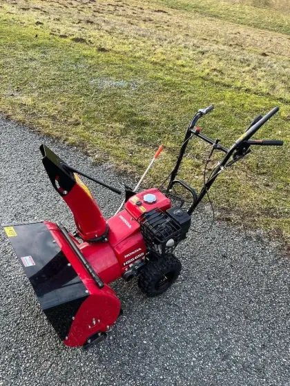 Honda HSS 655 Schneefräse