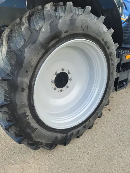 Verkaufe Kompletträder New Holland T5/T6