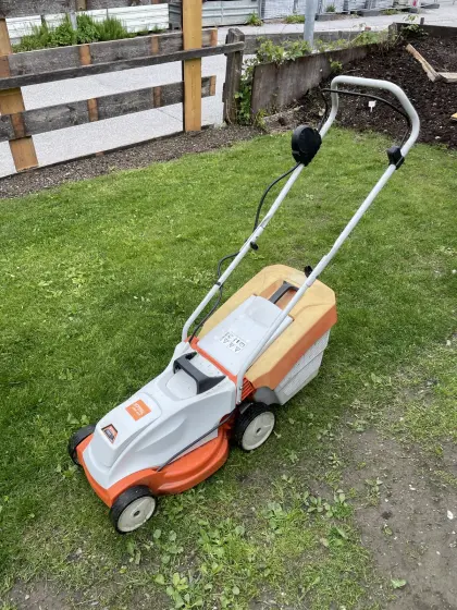 Stihl Akku Rasenmäher RMA 235