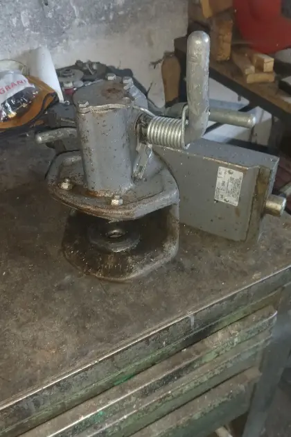 Anhängerkupplung 330 mm