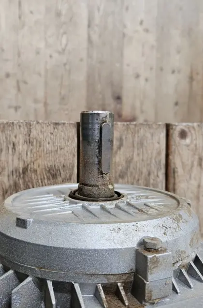 El. Motor neuwertig