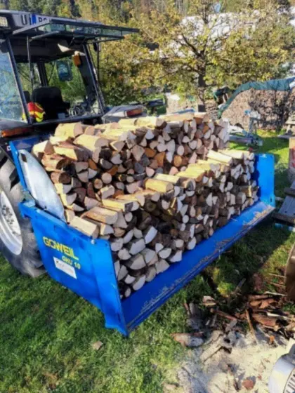 Weiches Brennholz