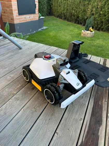 MAMMOTION LUBA mini AWD LiDAR 1.500 Mähroboter