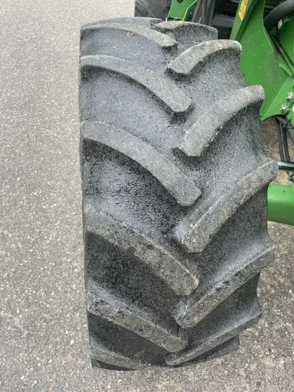 440/65R24 Continental AC 65