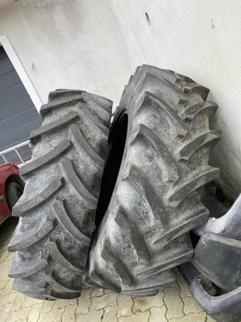 Traktor-Reifen 460/85 R34 oder 18,4 R34