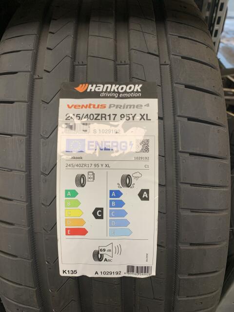 Sommerreifen 245/40ZR17 95Y XL