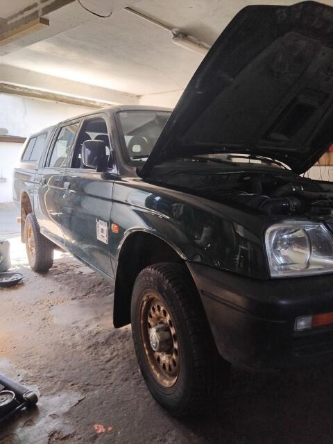 Mitsubishi L200