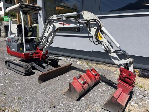 Takeuchi TB 219 Powertilt