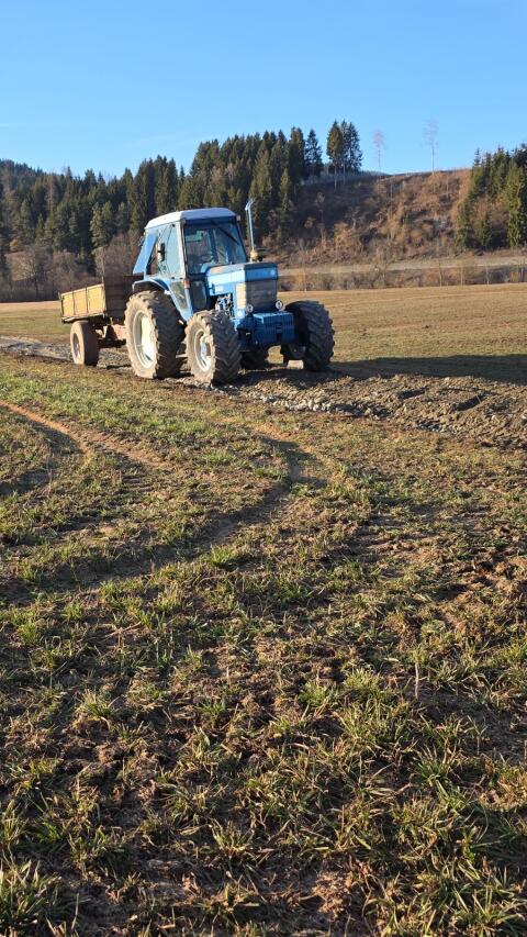 Ford 7710