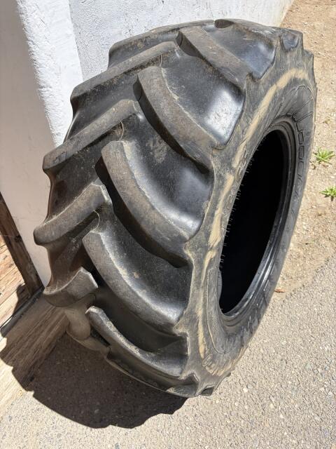 Traktorreifen 440/65R24