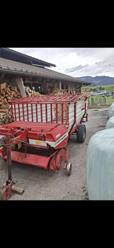 Pöttinger Pony Ladewagen