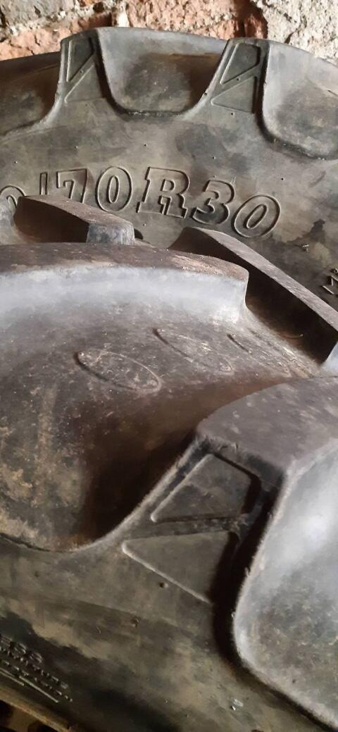 Ich verkaufe Traktorreifen 480/70R30