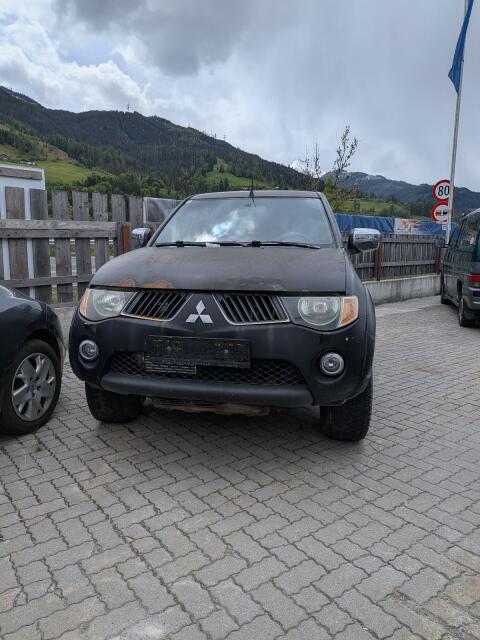 Mitsubishi L200