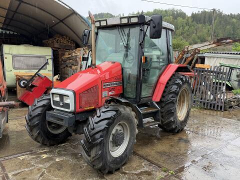 Massey Ferguson 6110