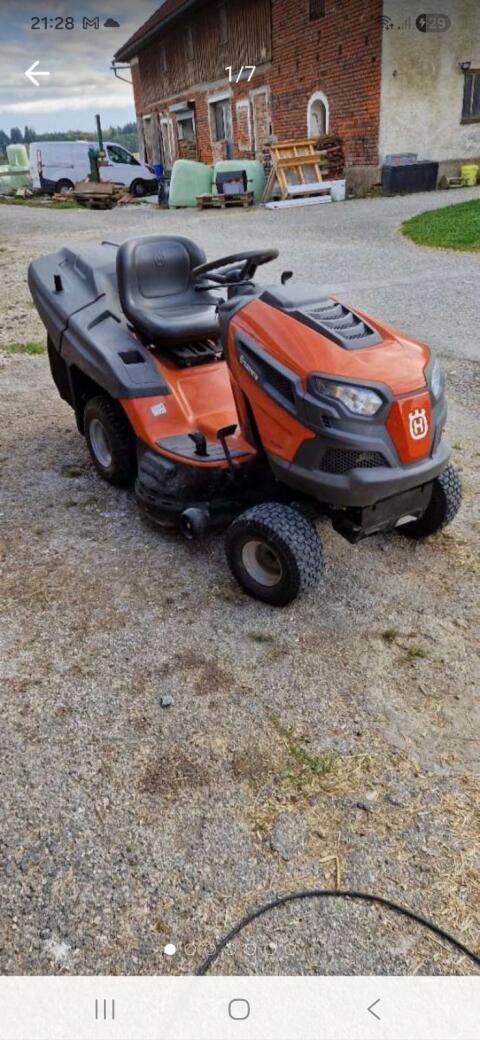 Husqvarna TC238T Rasenmäher-Traktor