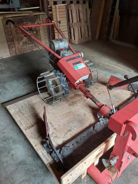 Bucher M300